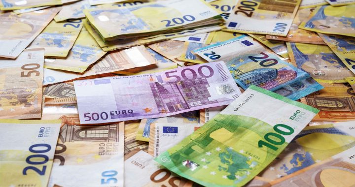 Women Financial Independence in 2025: How to Build Wealth With Confidence