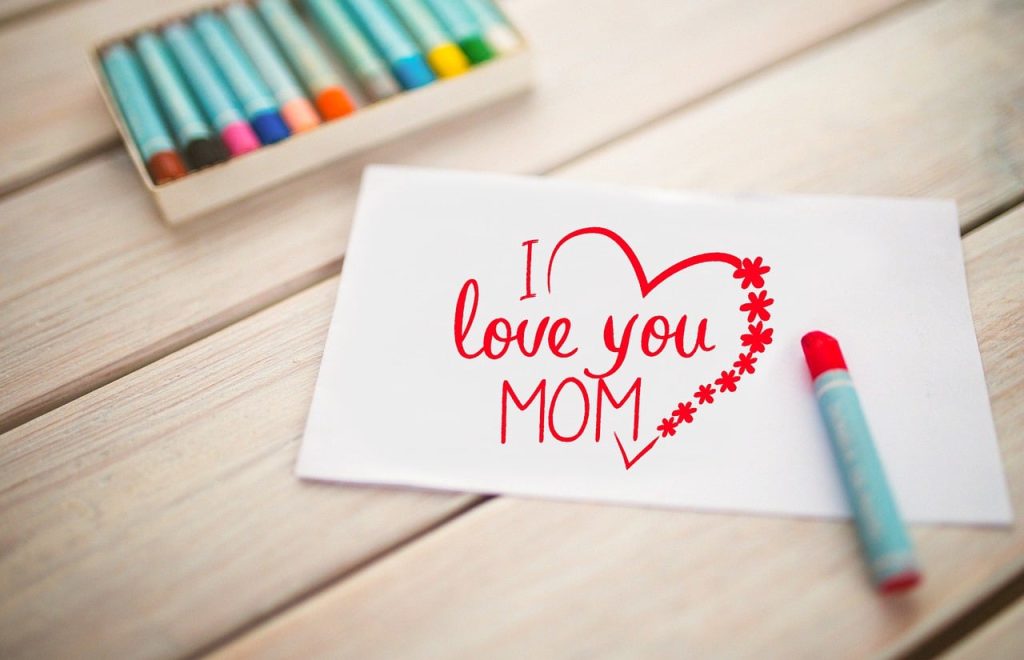Heartwarming Mother’s Day Messages That Will Make Her Cry Happy Tears