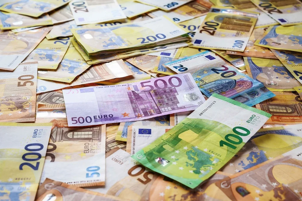 women’s financial independence